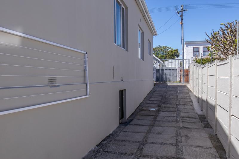 2 Bedroom Property for Sale in Plumstead Western Cape